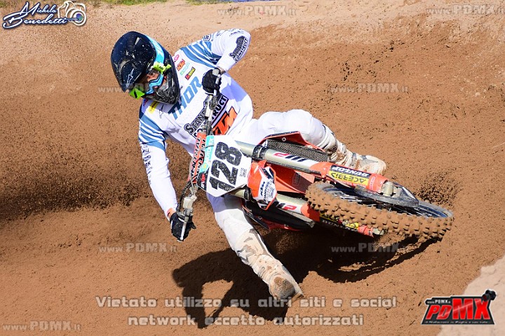 DSC_0033 (Copy).JPG
